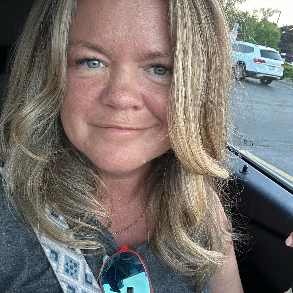 Meet your Posher, Jenny